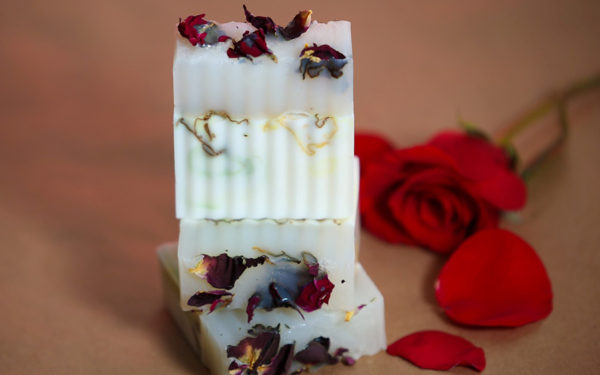 Red Roses Soap - Image 2
